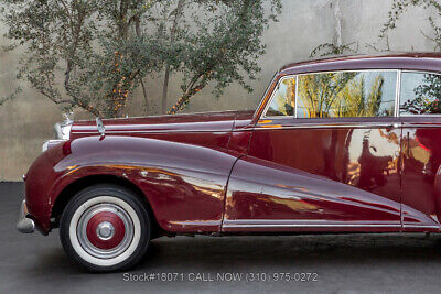 Bentley-Mark-VI-James-Young-1952-Red-Other-Color-0-11