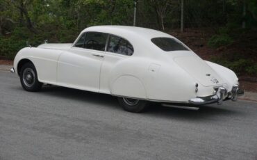 Bentley-R-Type-1953-White-Black-0-5