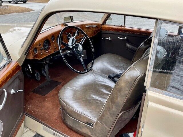 Bentley-R-Type-Continental-1952-Beige-Tan-0-7