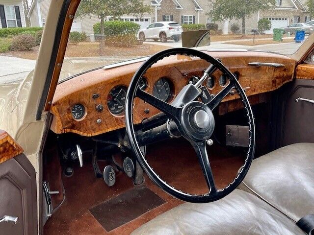 Bentley-R-Type-Continental-1952-Beige-Tan-0-8