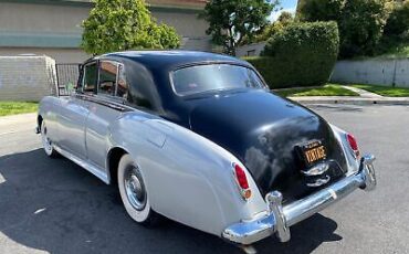 Bentley-S1-Berline-1959-Silver-Red-6743-8