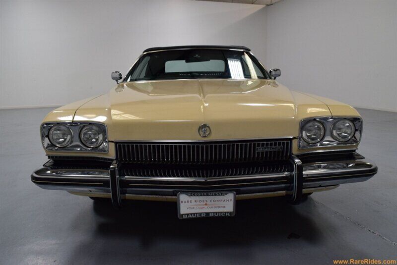 Buick-Centurion-1973-Cream-Black-144458-9