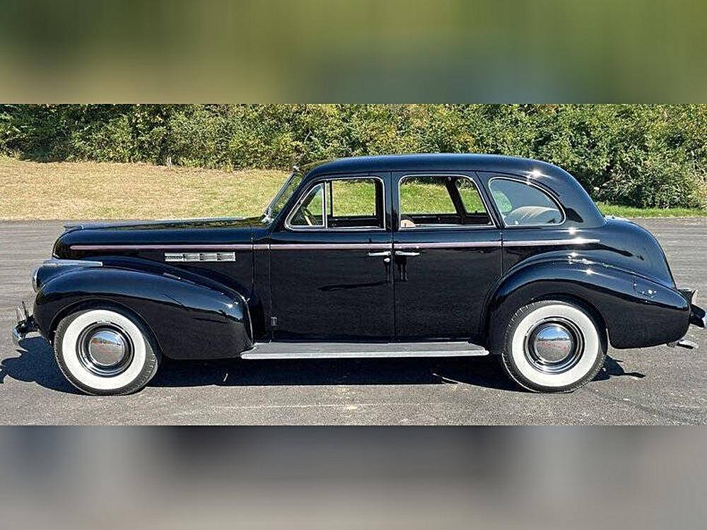 Buick-Century-1940-black-56327-2