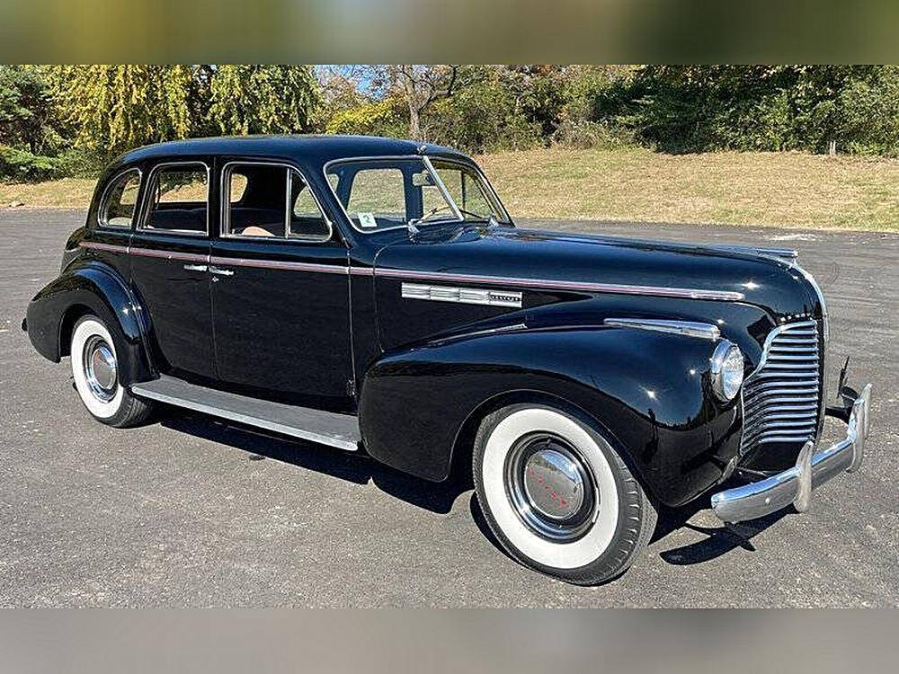 Buick-Century-1940-black-56327-22