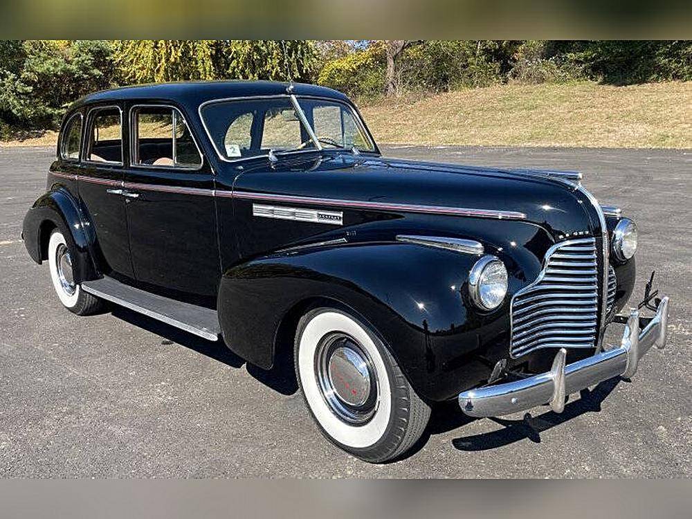 Buick-Century-1940-black-56327-9