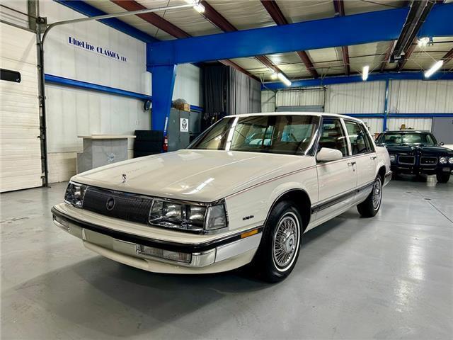 Buick-Electra-1985-White-Red-46327-1