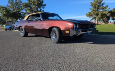 Buick Gran Sport  year1}