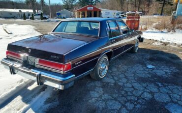 Buick-Lesabre-limited-1985-red-22531-3