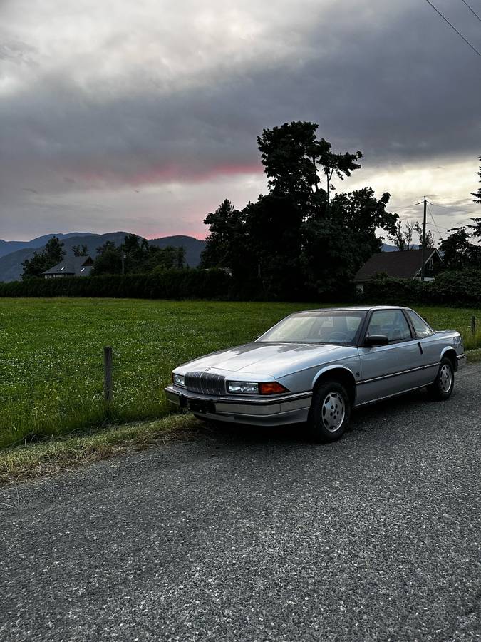 Buick-Regal-1988-silver-72420-12