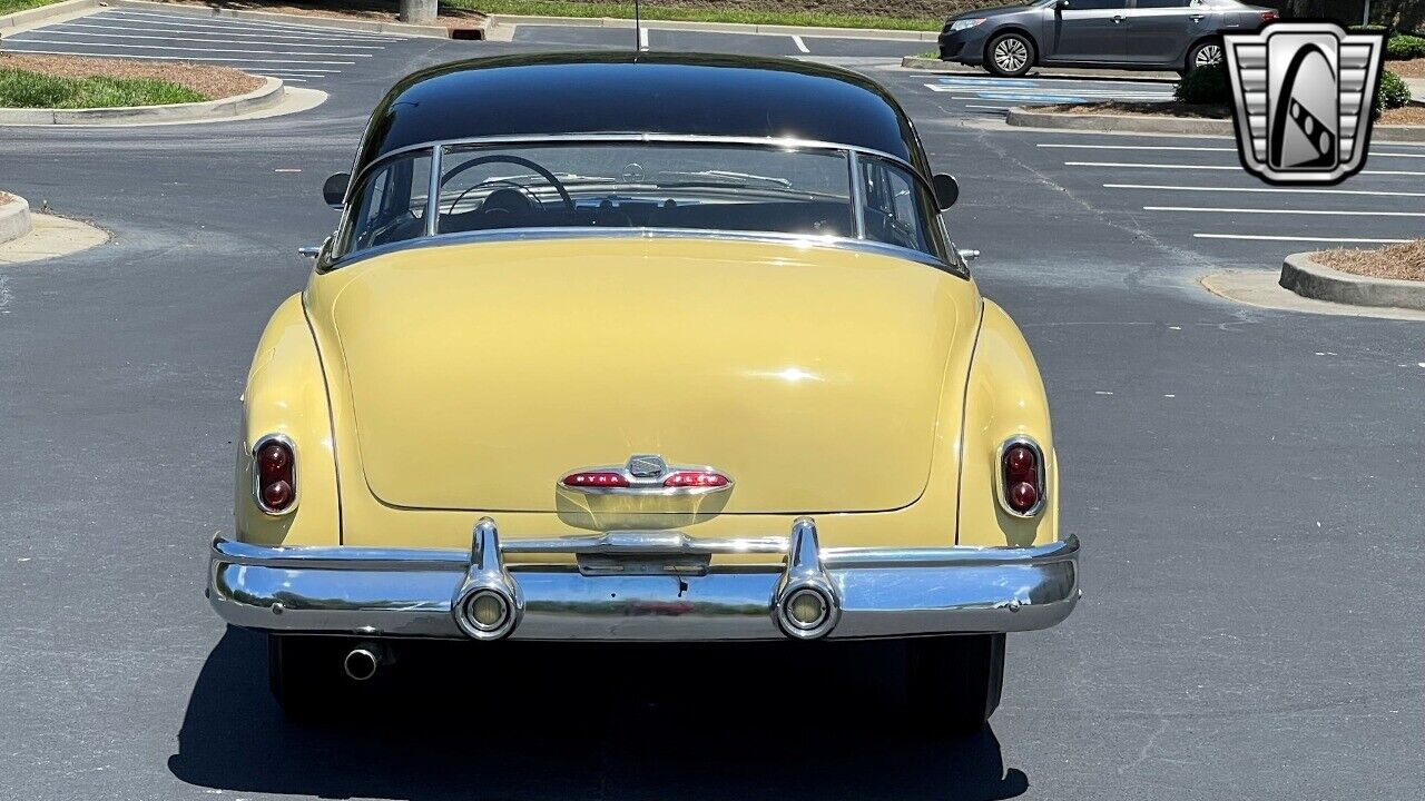 Buick-Riviera-1950-Yellow-Black-7641-4