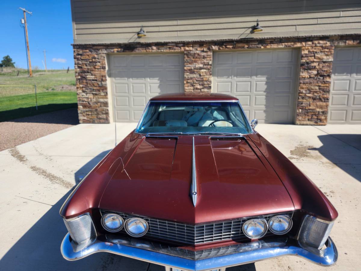 Buick-Riviera-1963-brown-82265-1