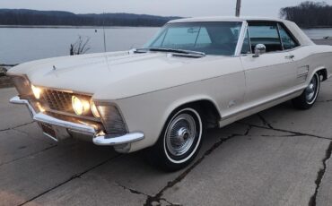 Buick-Riviera-1964-Beige-Brown-125529-2