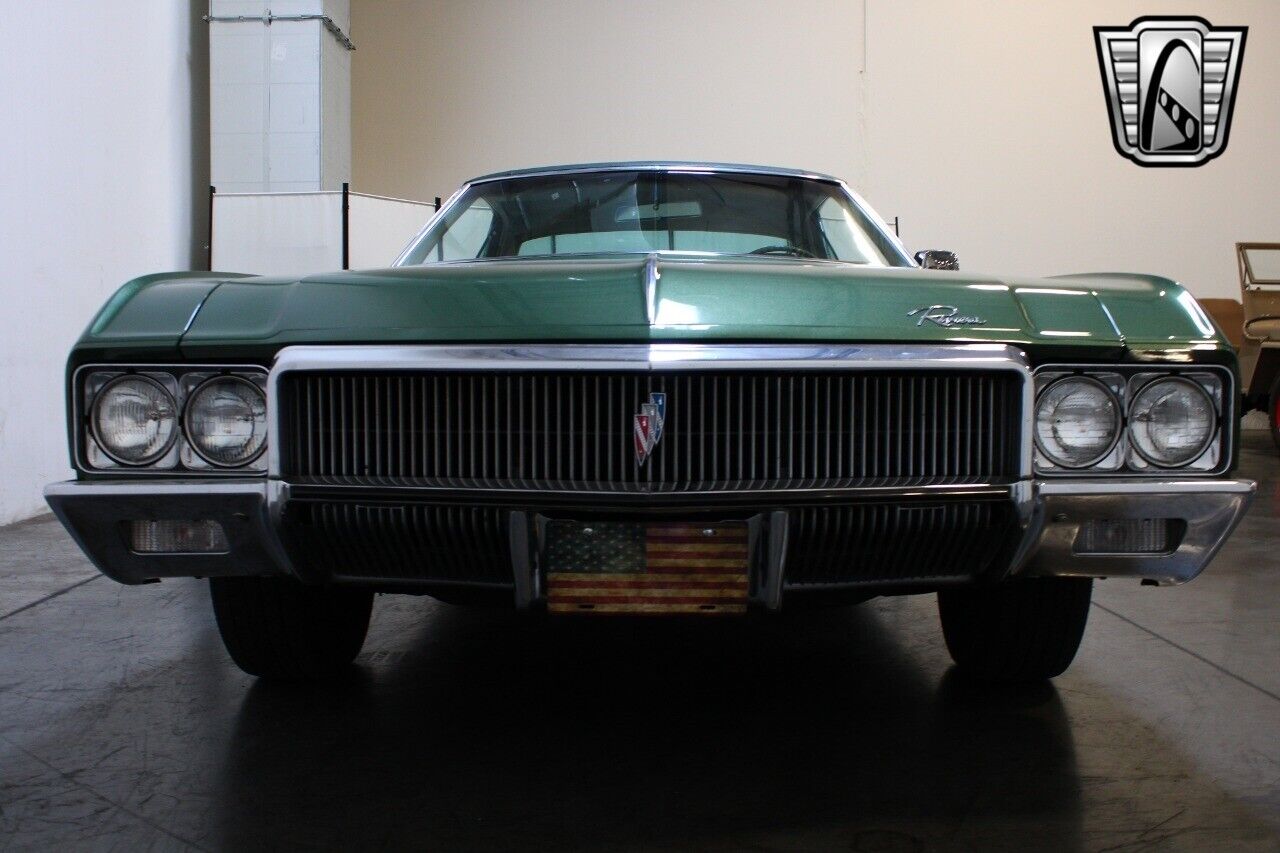 Buick-Riviera-1970-10