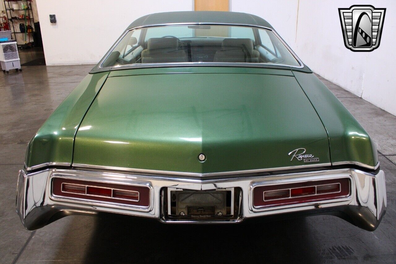 Buick-Riviera-1970-9