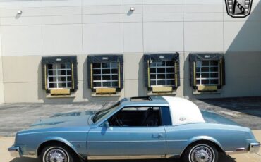 Buick-Riviera-1985-Blue-Blue-110490-2