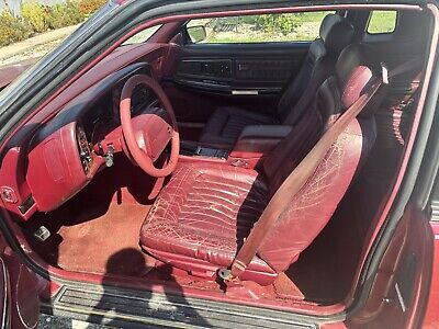 Buick-Riviera-1990-Red-317041-15