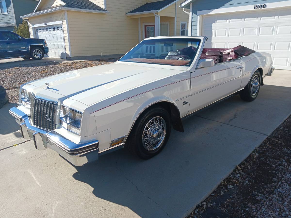 Buick-Riviera-convertible-1983-160934