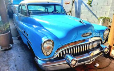 Buick-Roadmaster-1953-blue-61195-12