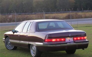 Buick-Roadmaster-1992-Maroon-Burgandy-74698-1