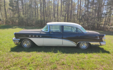 Buick-Roadmaster-Berline-1955-White-and-Black-Green-118472-1