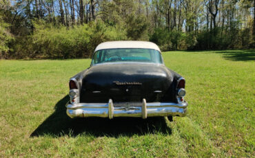 Buick-Roadmaster-Berline-1955-White-and-Black-Green-118472-3