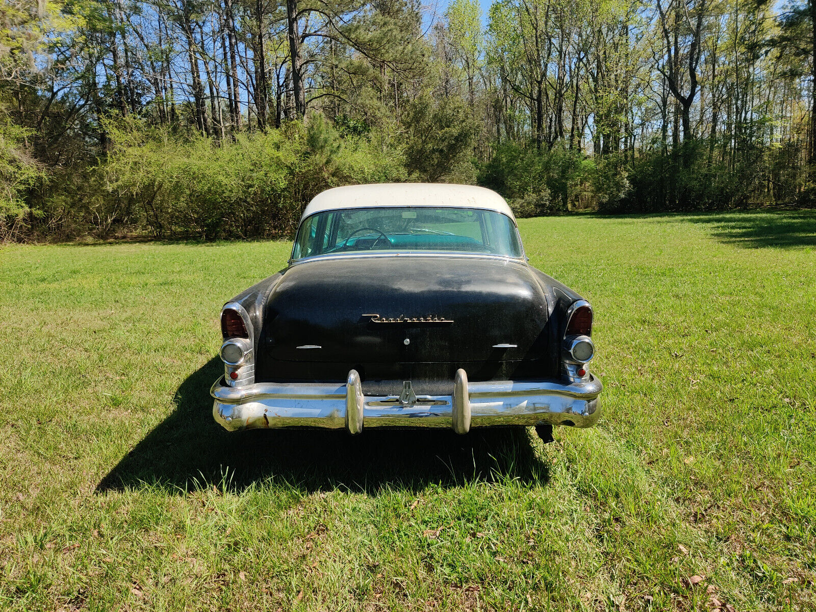 Buick-Roadmaster-Berline-1955-White-and-Black-Green-118472-3