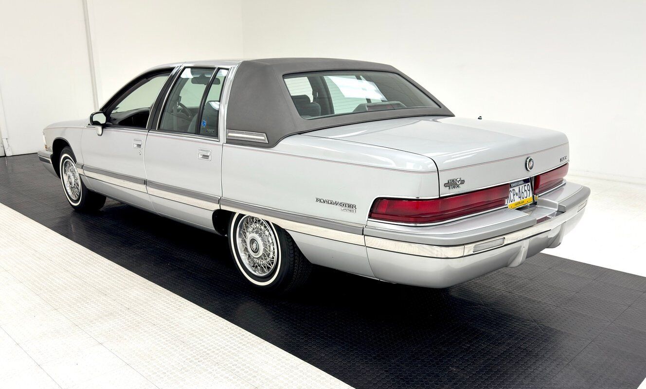 Buick-Roadmaster-Berline-1992-2