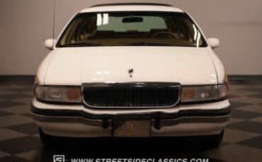 Buick-Roadmaster-Break-1992-White-Camel-243180-5