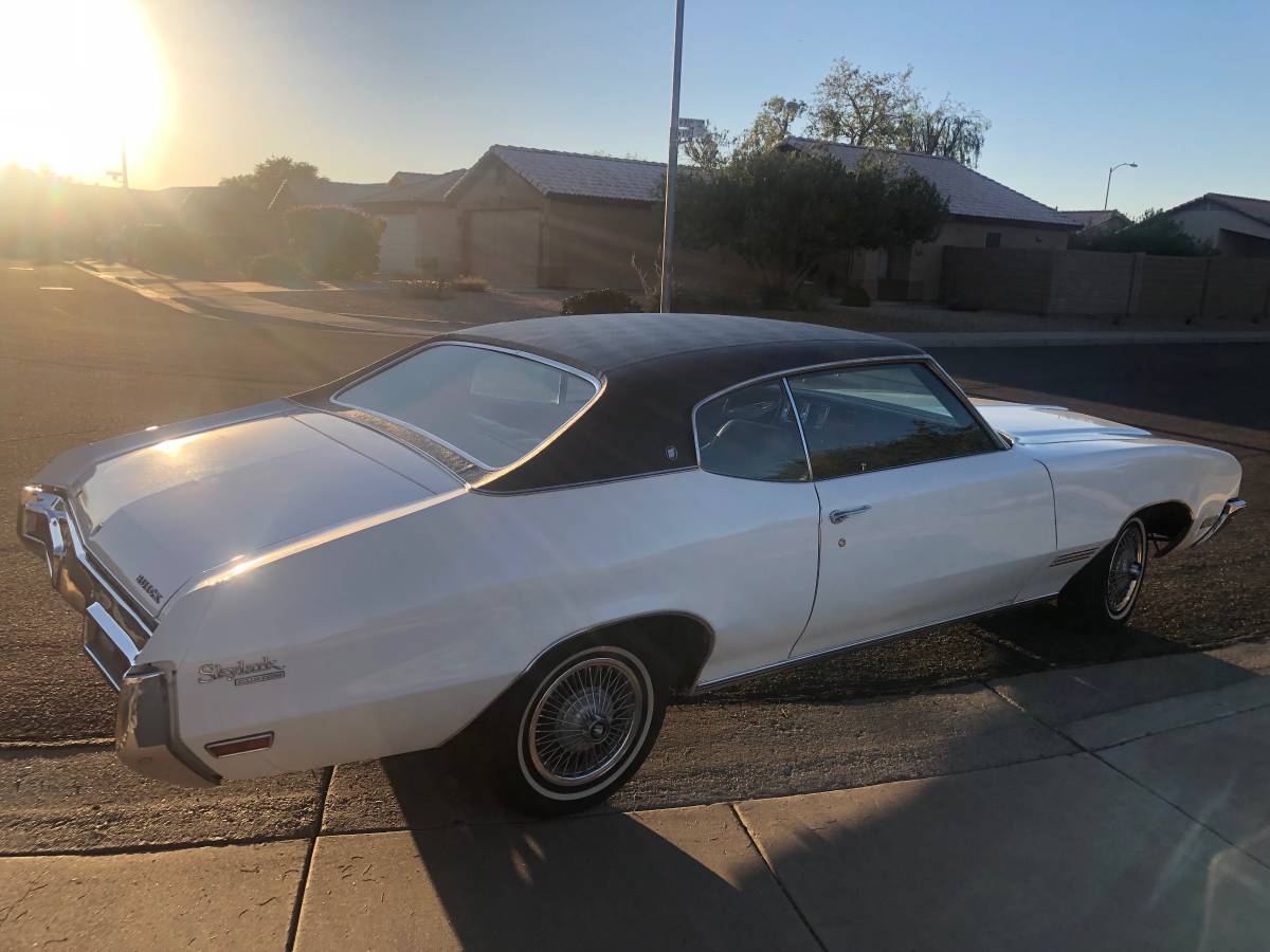 Buick-Skylark-1971-white-83686-3