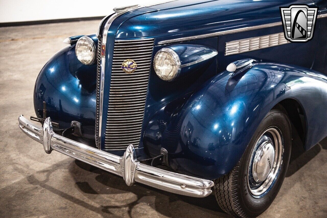 Buick-Special-1937-Blue-Tan-63138-10