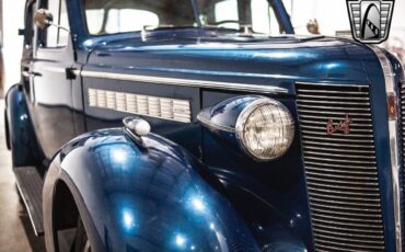 Buick-Special-1937-Blue-Tan-63138-11