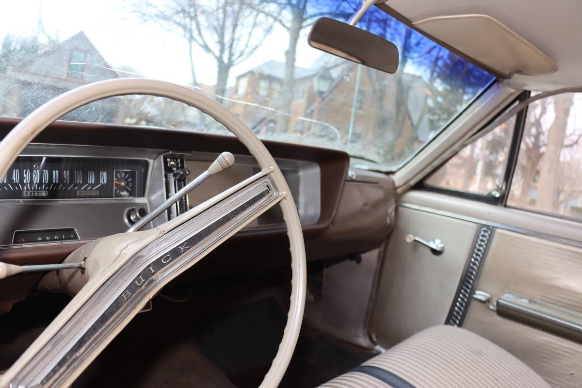 Buick-Special-1968-brown-27615-15