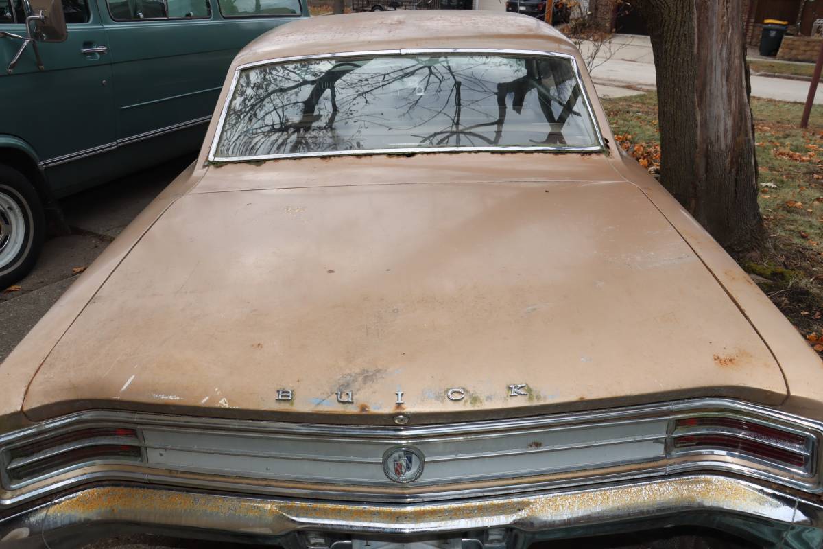 Buick-Special-1968-brown-27615-3