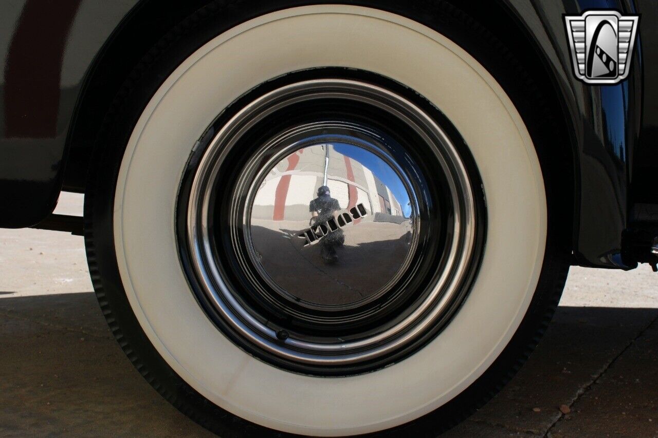 Buick-Special-Berline-1937-11