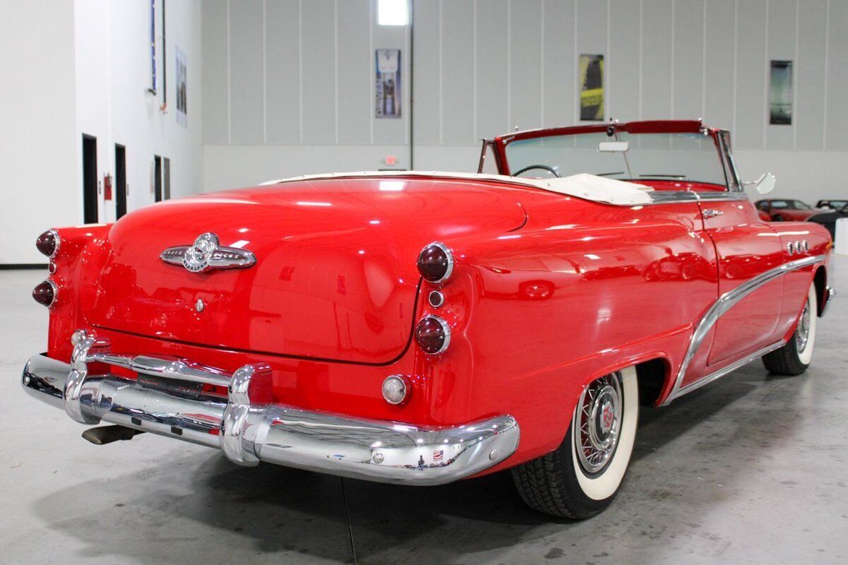 Buick-Special-Cabriolet-1953-Red-White-65175-7