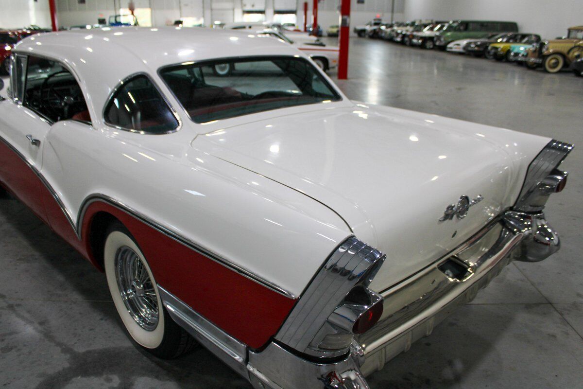 Buick-Special-Coupe-1957-Red-Black-100745-10