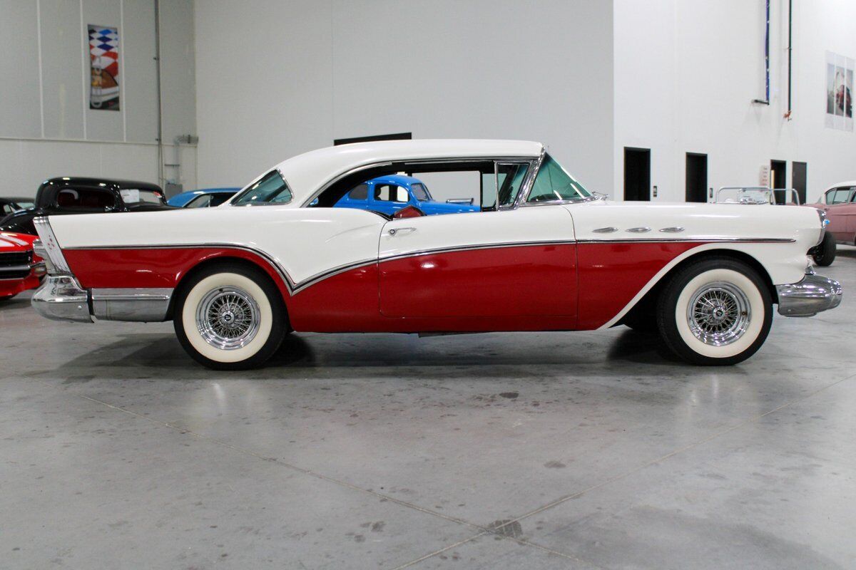 Buick-Special-Coupe-1957-Red-Black-100745-5