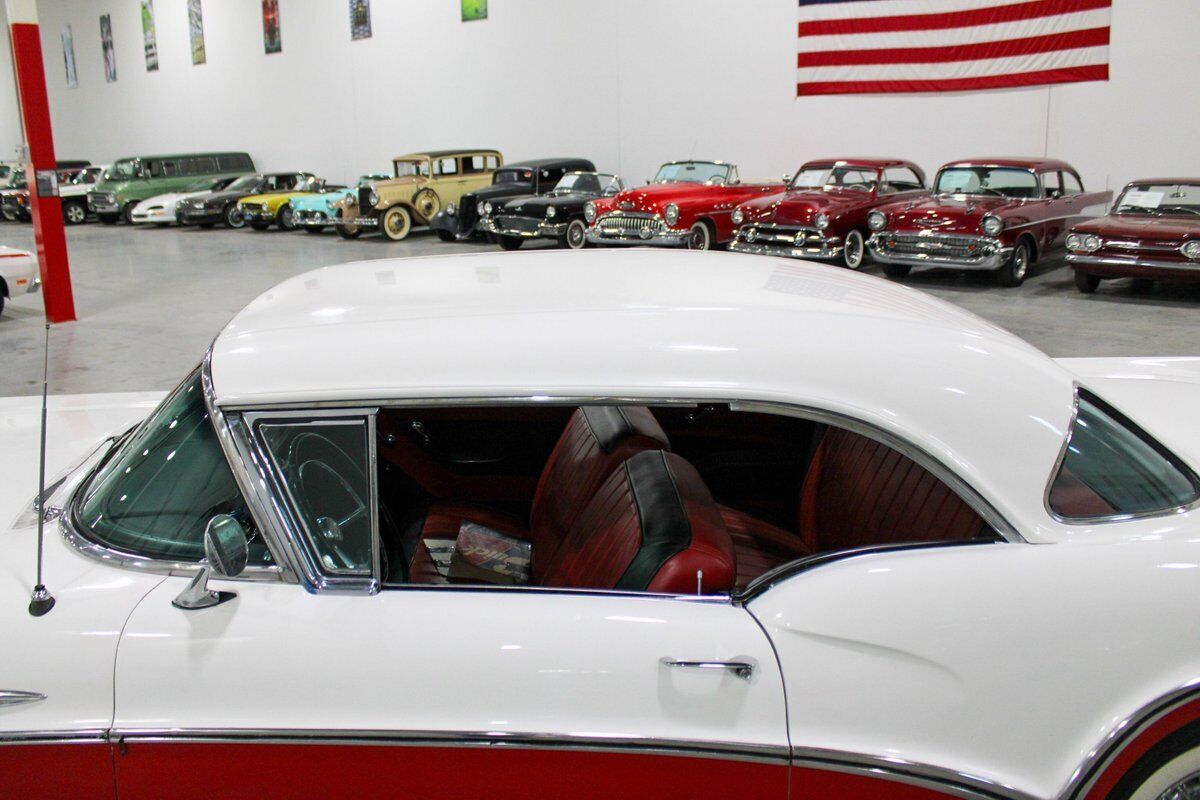 Buick-Special-Coupe-1957-Red-Black-100745-9