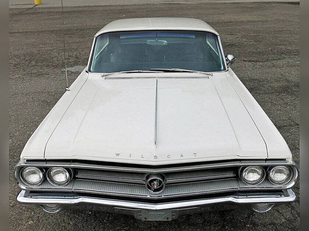 Buick-Wildcat-1963-white-54718-13