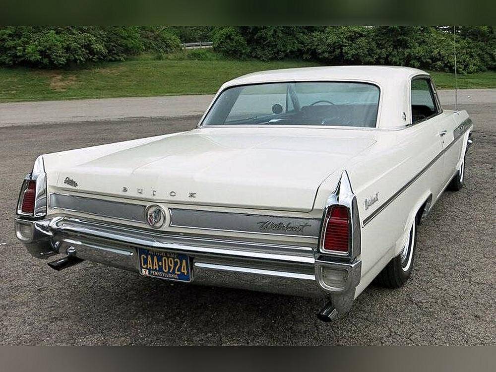 Buick-Wildcat-1963-white-54718-17