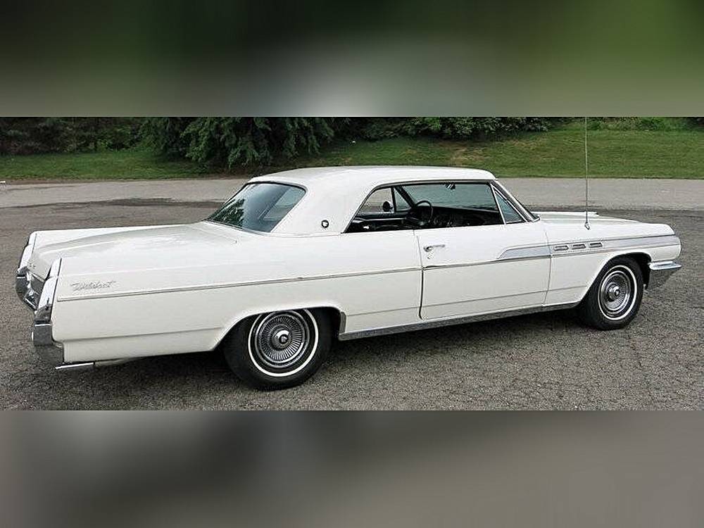 Buick-Wildcat-1963-white-54718-19