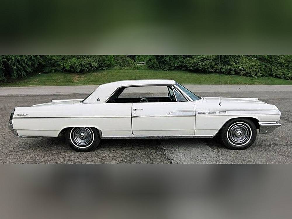 Buick-Wildcat-1963-white-54718-2