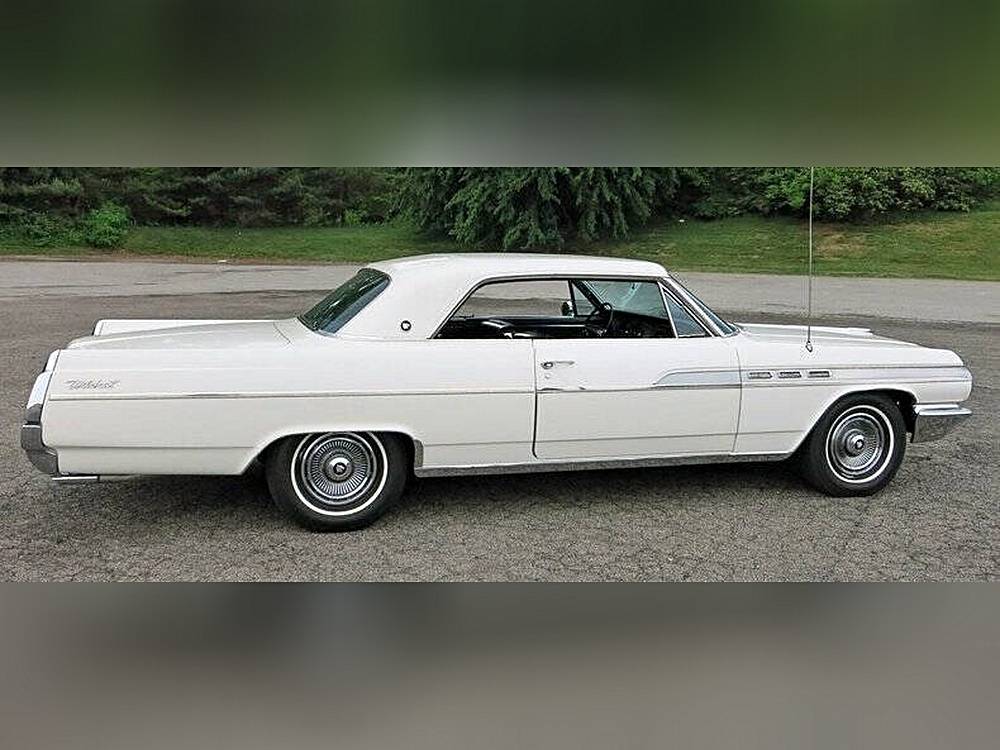 Buick-Wildcat-1963-white-54718-20