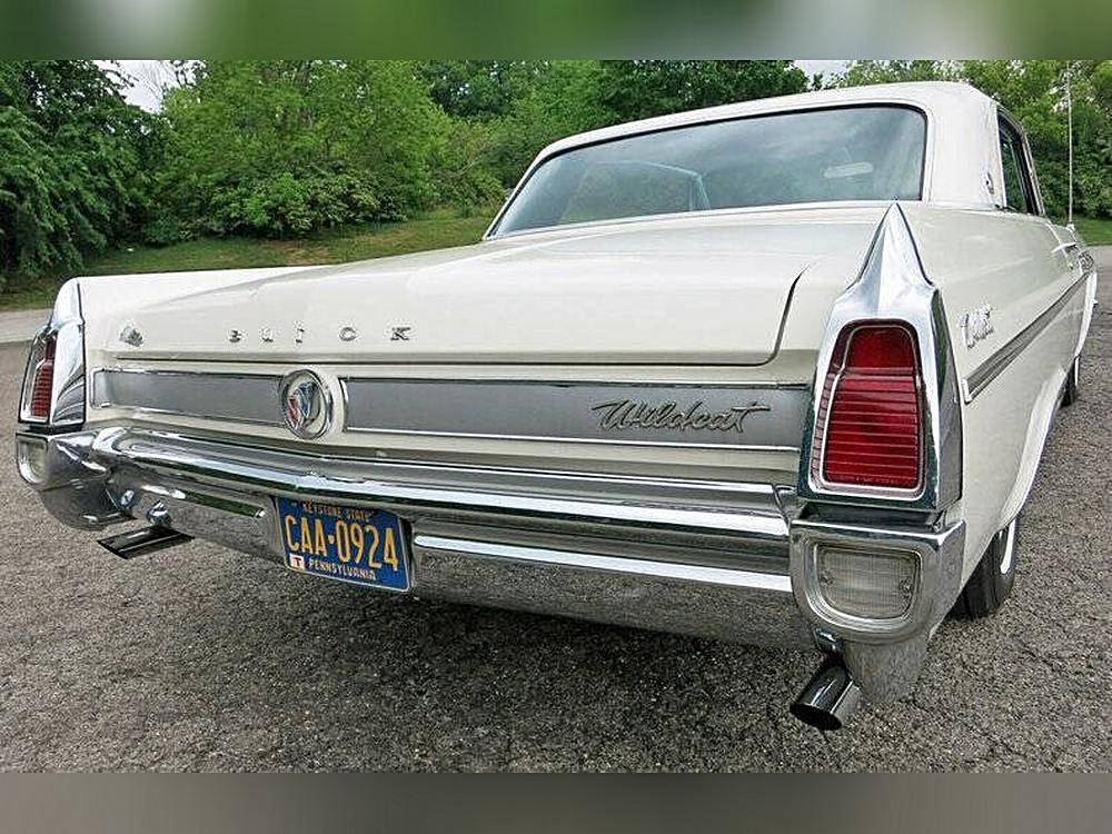 Buick-Wildcat-1963-white-54718-21