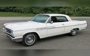 Buick-Wildcat-1963-white-54718-3