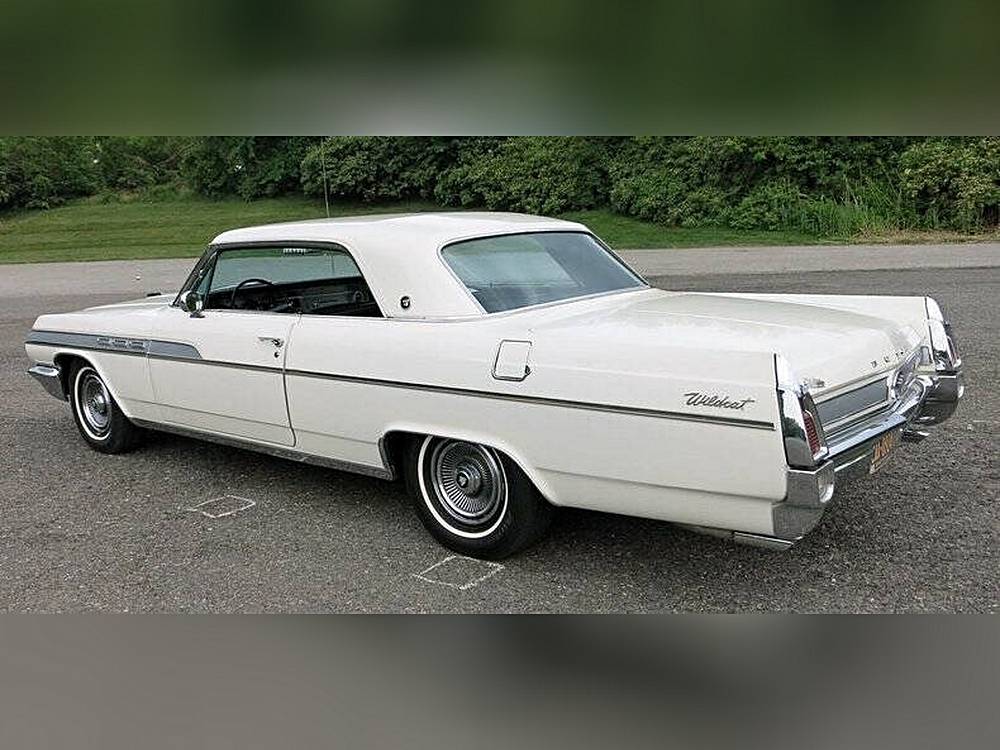 Buick-Wildcat-1963-white-54718-4