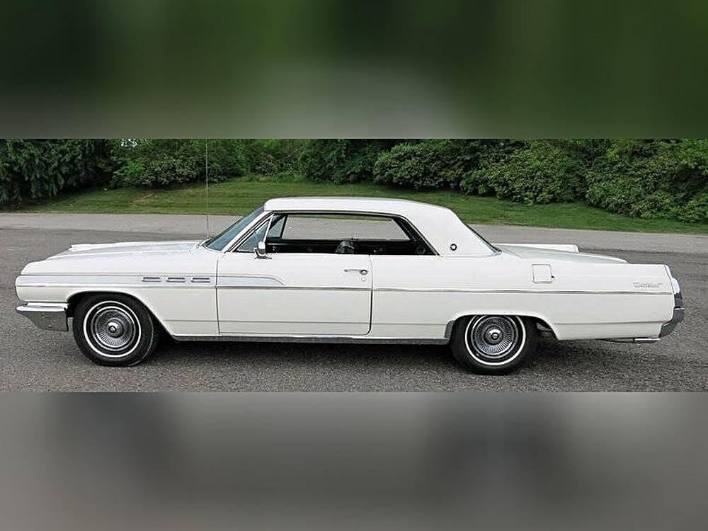 Buick-Wildcat-1963-white-54718-5