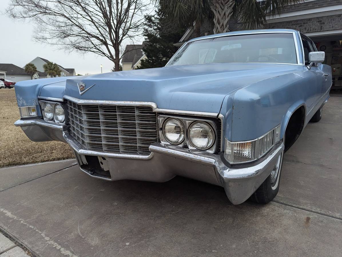 Cadillac-1969-104607-1