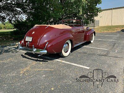 Cadillac-62-Convertible-Sedan-1940-2