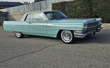 Cadillac-62-Coupe-1964-22